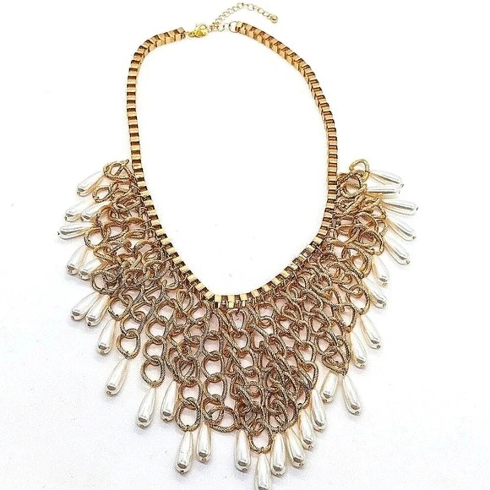 CHICO'S 20" Pearl Drops Statement Necklace in Gold Tone Franco Chain - Picture 2 of 6